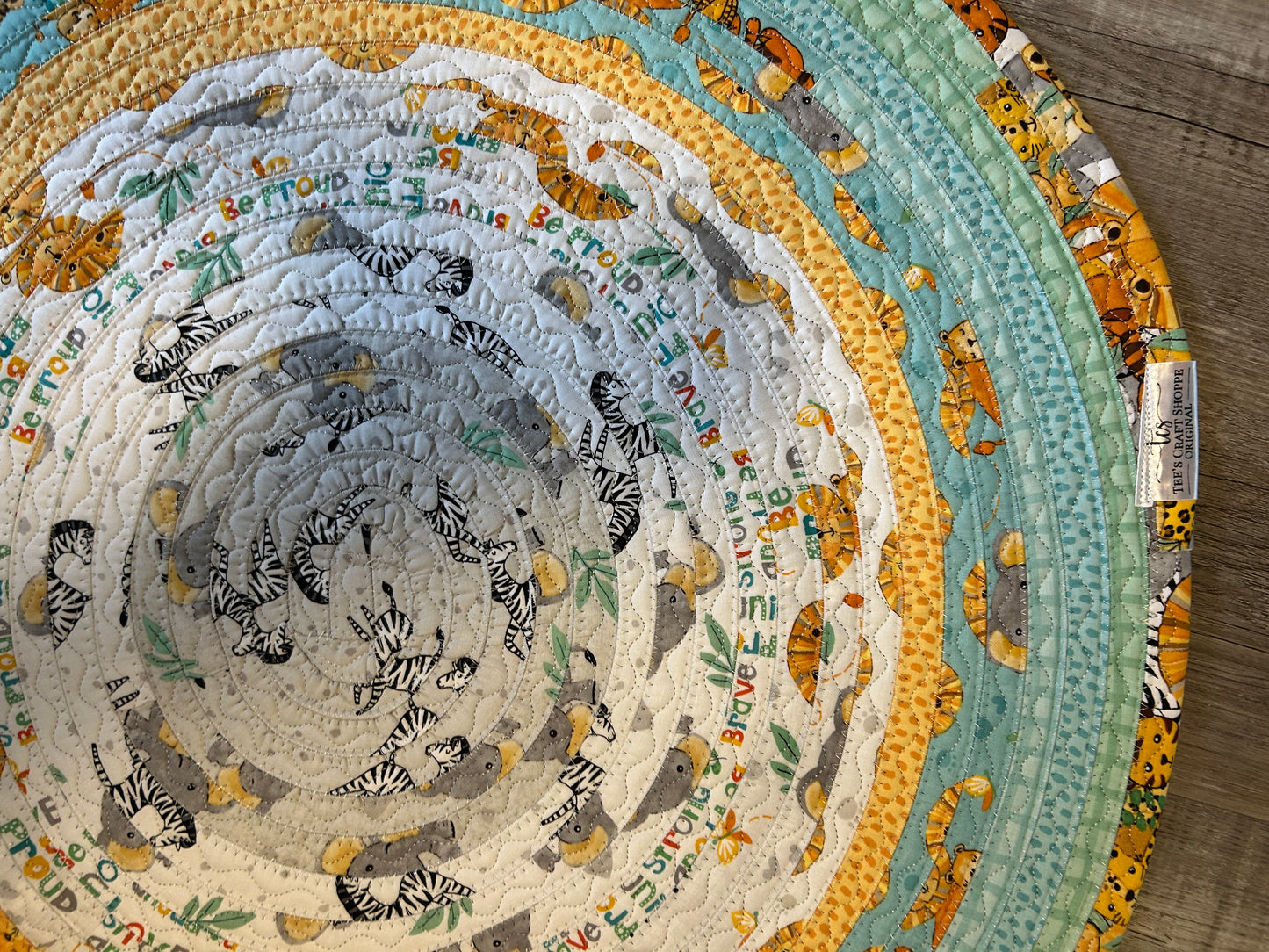 Fabric Strip Rug Circle Small - Animal Safari 0028