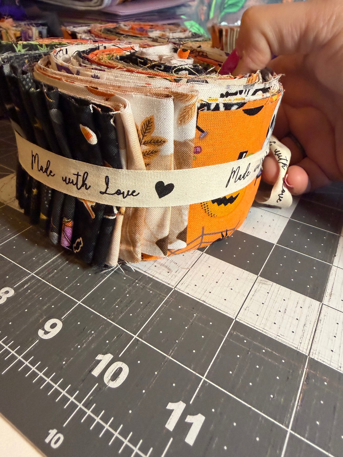 FABRIC - 2.5” Strip Rolls Halloween 0004