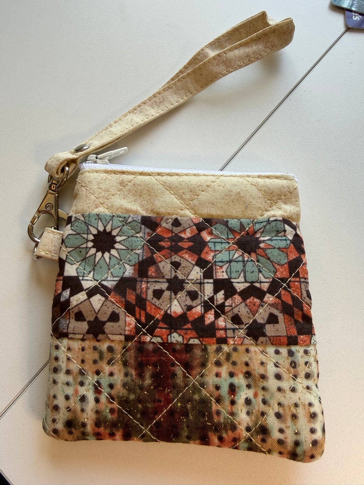 Sale - BLAST FROM THE PAST Wristlet Quilted Browns F14